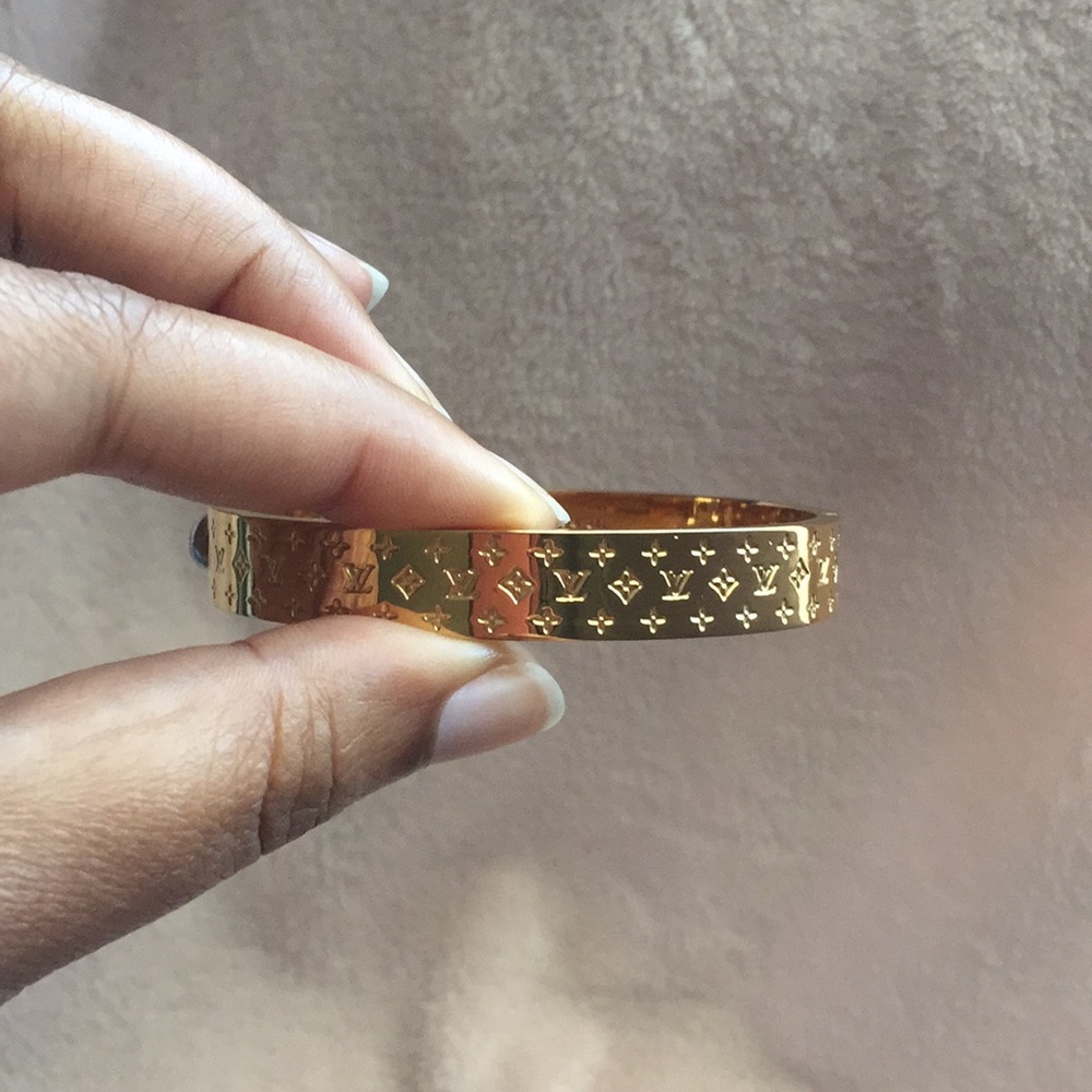 Louis Vuitton - Gold LV Bracelet